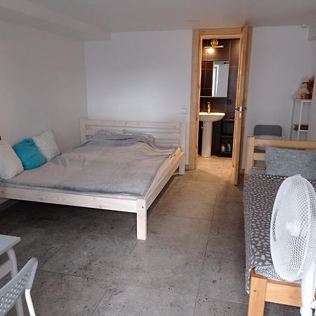 Apartment Hotels Parking Akaciju1 Vilnius Ngoại thất bức ảnh